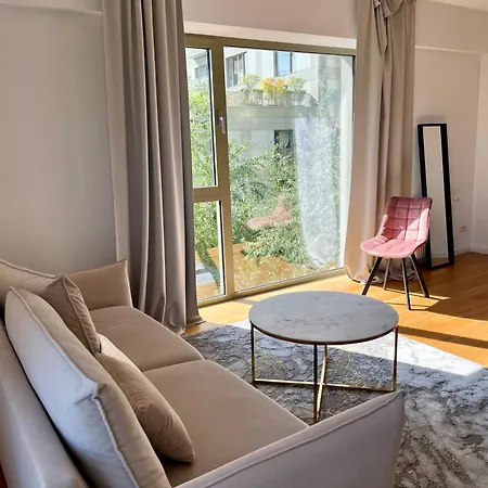 Herastrau Park Apartment