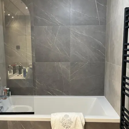 Herastrau Park Apartament *